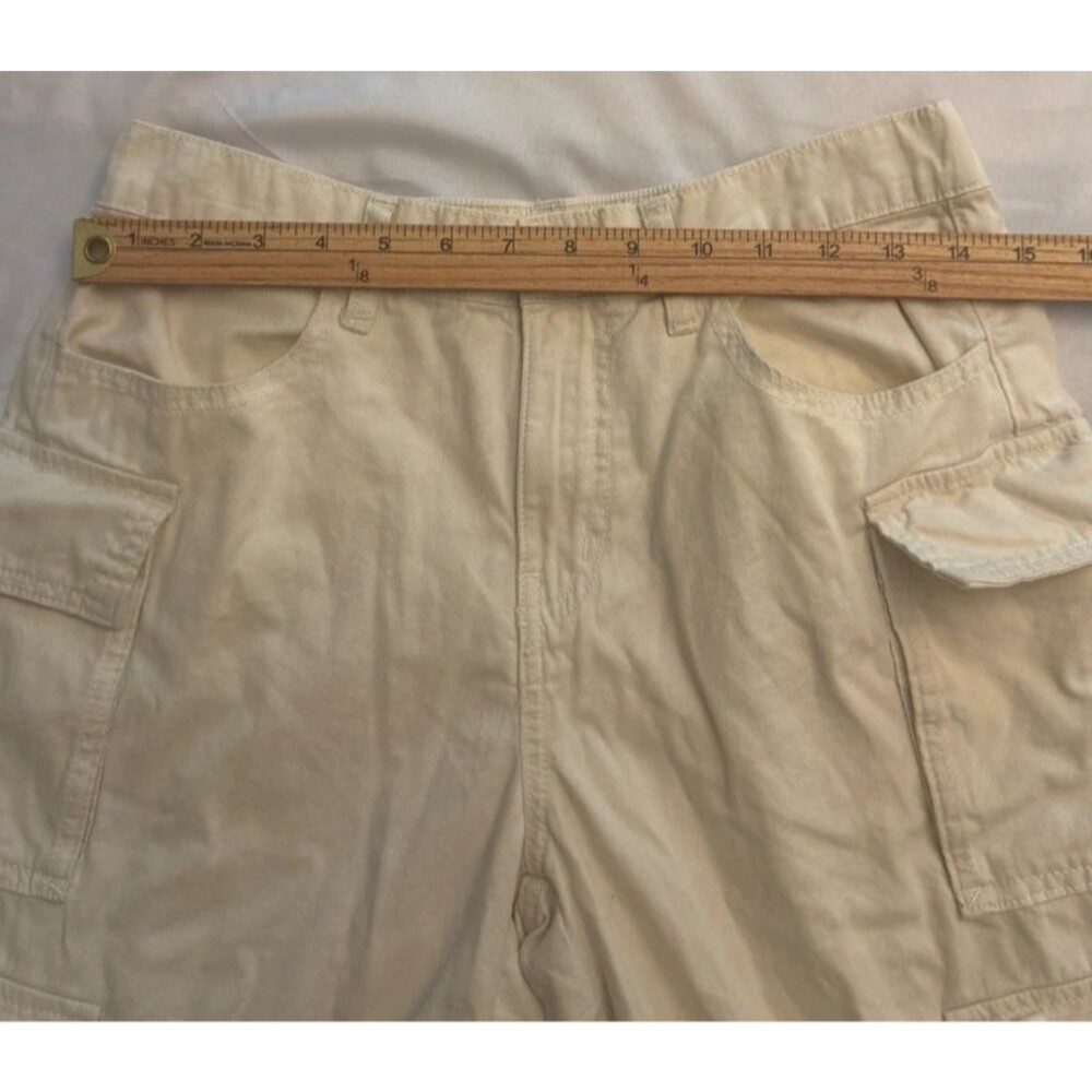 Aéropostale Cargo Bermuda Shorts Size S Cream Beige Utility Shorts - Picture 6 of 7